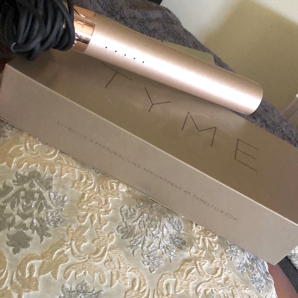 TYME Iron Pro 2-in-1 Hair Curler and Straightener with 5 Adjustable Heat Setting